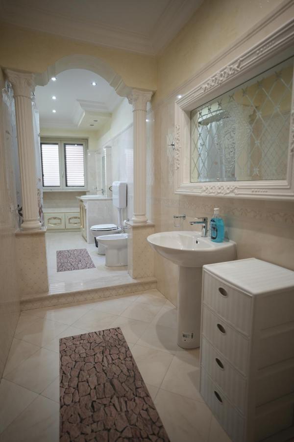 Casa Vacanze Madison Square パレルモ エクステリア 写真